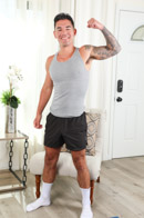 Next Door Raw Picture 3