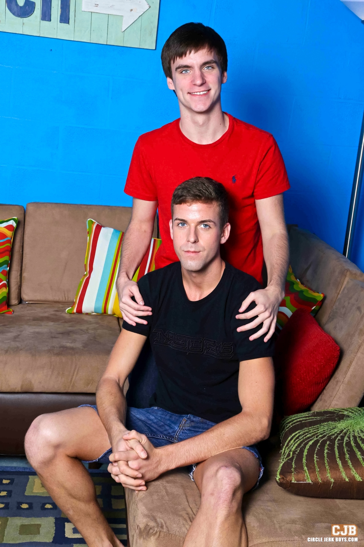 Barefoot Gay Lovers Porn - HD Gays | Aaron Slate - Jake Zackery - in Man-lover Porn Photos